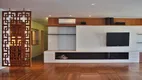 Foto 15 de Apartamento com 4 Quartos para alugar, 259m² em Jardim Europa, São Paulo