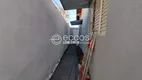 Foto 17 de Casa com 3 Quartos à venda, 140m² em Cidade Jardim, Uberlândia