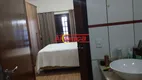 Foto 19 de Sobrado com 4 Quartos para alugar, 300m² em Vila Nova Bonsucesso, Guarulhos