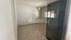 Foto 7 de Casa com 3 Quartos à venda, 206m² em Cidade Jardim, Uberlândia