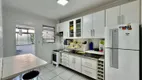 Foto 17 de Apartamento com 2 Quartos à venda, 90m² em Jardim Astúrias, Guarujá
