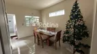 Foto 4 de Casa com 4 Quartos à venda, 140m² em Fundinho, Uberlândia