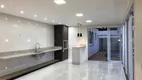 Foto 2 de Casa de Condomínio com 4 Quartos à venda, 213m² em Jardim Goiás, Goiânia