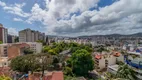 Foto 5 de Apartamento com 3 Quartos à venda, 68m² em Petrópolis, Porto Alegre