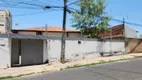 Foto 2 de Casa com 3 Quartos para alugar, 200m² em Jóquei, Teresina