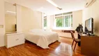 Foto 2 de Apartamento com 4 Quartos à venda, 346m² em Higienópolis, São Paulo