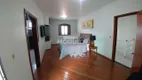 Foto 5 de Casa com 4 Quartos à venda, 210m² em Osvaldo Rezende, Uberlândia