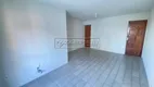 Foto 2 de Apartamento com 3 Quartos para alugar, 72m² em Mangabeiras, Maceió