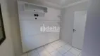 Foto 5 de Casa com 3 Quartos à venda, 180m² em Cidade Jardim, Uberlândia