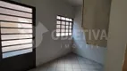 Foto 12 de Casa com 3 Quartos à venda, 170m² em Cidade Jardim, Uberlândia