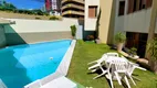 Foto 18 de Casa com 6 Quartos à venda, 570m² em Candelária, Natal
