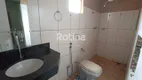 Foto 15 de Casa com 5 Quartos à venda, 186m² em Presidente Roosevelt, Uberlândia