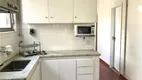 Foto 12 de Apartamento com 3 Quartos à venda, 210m² em Higienópolis, São Paulo