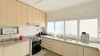 Foto 15 de Apartamento com 4 Quartos para alugar, 189m² em Gonzaga, Santos