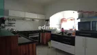 Foto 2 de Casa com 4 Quartos para venda ou aluguel, 300m² em Vila Pires, Santo André
