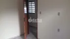 Foto 7 de Casa com 2 Quartos à venda, 70m² em Jardim Patrícia, Uberlândia