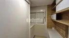 Foto 10 de Apartamento com 4 Quartos para alugar, 100m² em Santa Mônica, Uberlândia