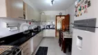 Foto 14 de Apartamento com 3 Quartos à venda, 110m² em Vila Ipiranga, Porto Alegre