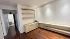 Foto 30 de Apartamento com 3 Quartos à venda, 220m² em Jardins, São Paulo