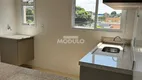 Foto 4 de Apartamento com 2 Quartos à venda, 48m² em Santa Mônica, Uberlândia