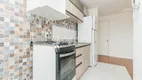 Foto 7 de Apartamento com 2 Quartos para alugar, 50m² em Humaitá, Porto Alegre
