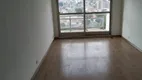 Foto 2 de Apartamento com 2 Quartos à venda, 70m² em Jardim das Laranjeiras, São Paulo