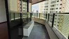 Foto 2 de Apartamento com 3 Quartos para alugar, 220m² em Moema, São Paulo