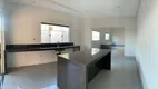 Foto 10 de Casa com 4 Quartos à venda, 220m² em Jardim Helvecia, Goiânia