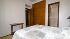 Foto 10 de Apartamento com 2 Quartos para alugar, 76m² em Batel, Curitiba
