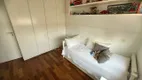 Foto 15 de Apartamento com 3 Quartos à venda, 185m² em Real Parque, São Paulo