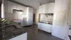 Foto 15 de Apartamento com 3 Quartos à venda, 195m² em Praia das Pitangueiras, Guarujá