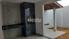 Foto 23 de Casa com 3 Quartos à venda, 127m² em Aclimacao, Uberlândia