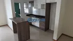 Foto 3 de Apartamento com 2 Quartos à venda, 80m² em Barreiros, São José
