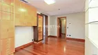 Foto 43 de Apartamento com 4 Quartos à venda, 211m² em Mont' Serrat, Porto Alegre