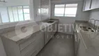 Foto 10 de Apartamento com 3 Quartos para alugar, 190m² em Lidice, Uberlândia