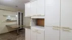 Foto 17 de Apartamento com 3 Quartos à venda, 210m² em Higienópolis, São Paulo