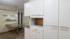 Foto 17 de Apartamento com 3 Quartos para alugar, 210m² em Higienópolis, São Paulo