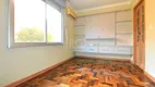 Foto 10 de Apartamento com 3 Quartos à venda, 75m² em Cristal, Porto Alegre