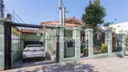 Foto 2 de Casa com 3 Quartos à venda, 388m² em Vila Ipiranga, Porto Alegre