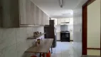 Foto 16 de Casa com 3 Quartos para alugar, 222m² em Ipanema, Londrina