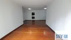 Foto 2 de Apartamento com 4 Quartos para alugar, 170m² em Moema, São Paulo