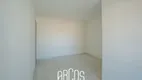 Foto 4 de Apartamento com 2 Quartos à venda, 52m² em Marivan, Aracaju