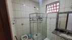 Foto 10 de Casa com 3 Quartos à venda, 240m² em Santa Mônica, Uberlândia