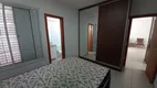 Foto 13 de Apartamento com 3 Quartos para alugar, 105m² em Santa Mônica, Uberlândia