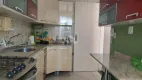 Foto 10 de Apartamento com 3 Quartos à venda, 75m² em Santo Antônio, Porto Alegre