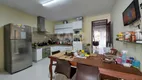Foto 4 de Casa com 3 Quartos à venda, 174m² em Candelária, Natal