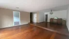 Foto 3 de Apartamento com 3 Quartos à venda, 211m² em Real Parque, São Paulo