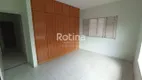 Foto 10 de Casa com 3 Quartos para alugar, 200m² em Saraiva, Uberlândia