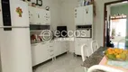 Foto 8 de Casa com 3 Quartos à venda, 169m² em Santa Rosa, Uberlândia