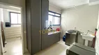 Foto 20 de Apartamento com 3 Quartos para alugar, 140m² em Praia das Pitangueiras, Guarujá